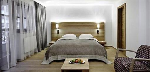 фото отеля Schwarzer Adler Kitzbuhel
