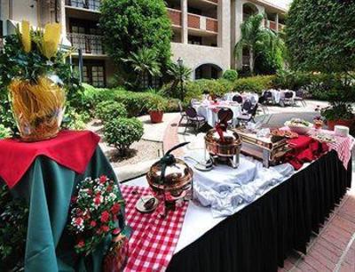 фото отеля Chaparral Suites Scottsdale