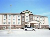 Fargo Expressway Suites