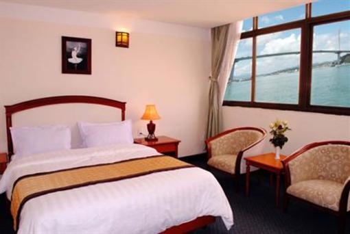 фото отеля Van Hai Hotel Halong