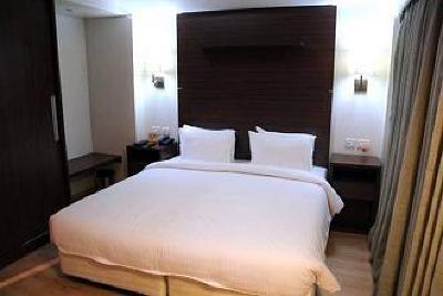 фото отеля Confident Amoon Resort Bangalore