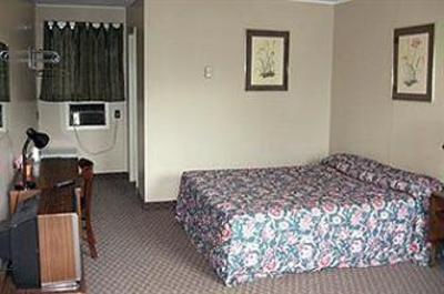 фото отеля Meaford Motel & Restaurant