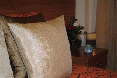 фото отеля Ideal Hotel Piraeus