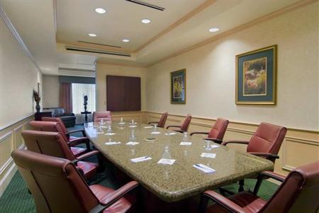 фото отеля Hilton Garden Inn Atlanta North/Johns Creek