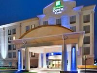 Holiday Inn Express Hotel & Suites Fredericksburg (Virginia)