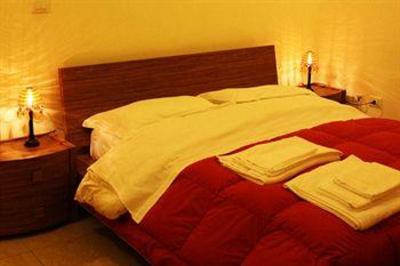 фото отеля Mirage Bed & Breakfast