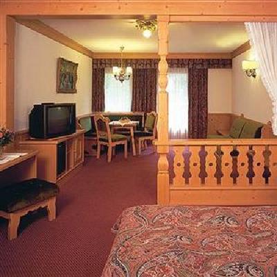 фото отеля Berghof Hotel Mayrhofen