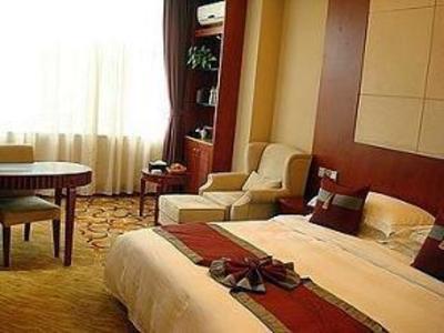 фото отеля Crown Hotel