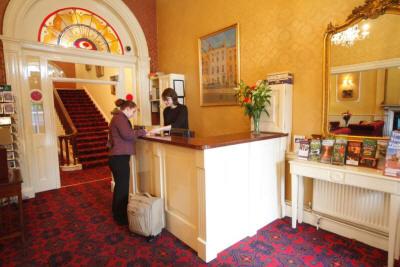 фото отеля Hotel St George Dublin