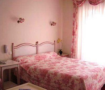 фото отеля Hotel Biney