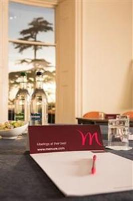 фото отеля Mercure Gloucester Bowden Hall