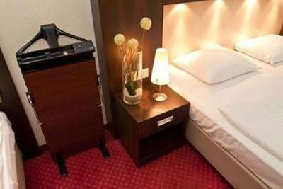 фото отеля Hotel Graf Moltke Novum