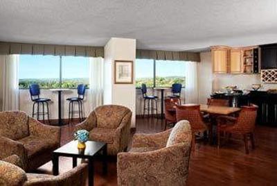 фото отеля Sheraton Baltimore North Hotel