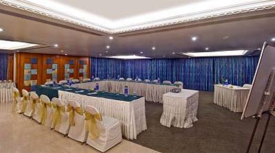 фото отеля Hotel Sarovar Portico