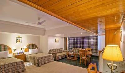 фото отеля Hotel Sarovar Portico
