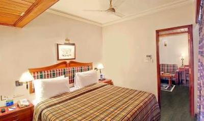 фото отеля Hotel Sarovar Portico