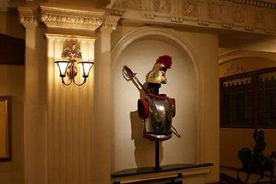 фото отеля Arsenal Palace Hotel