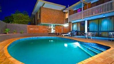 фото отеля Chifley Hotel & Apartments Geelong