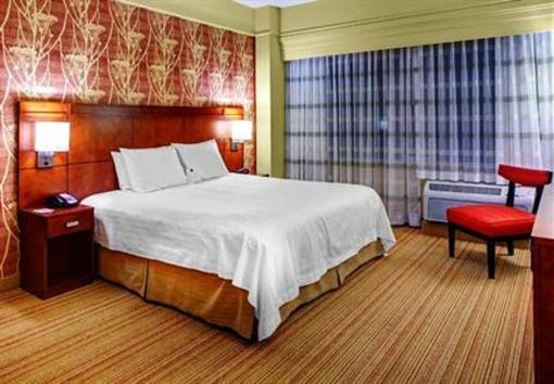 фото отеля Courtyard by Marriott Greenville Downtown