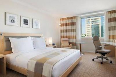 фото отеля Hilton Duesseldorf
