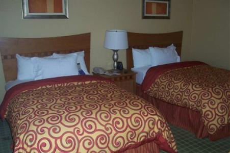 фото отеля Embassy Suites Northwest Arkansas