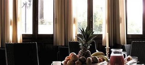 фото отеля Hotel De La Ville Riccione