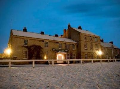фото отеля Worsley Arms Hotel Hovingham