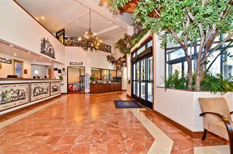 фото отеля BEST WESTERN High Sierra Hotel