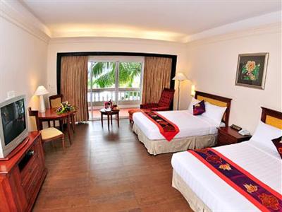 фото отеля Royal Casino Hotel & Villa Halong Bay