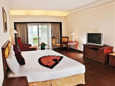 фото отеля Royal Casino Hotel & Villa Halong Bay