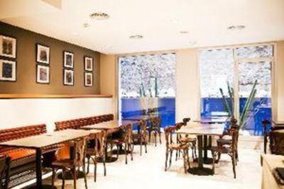 фото отеля Hesperia Carlit Hotel Barcelona