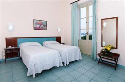 фото отеля Hotel Serapo