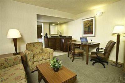 фото отеля DoubleTree Suites by Hilton Tucson Airport