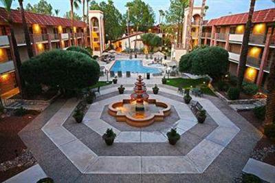 фото отеля DoubleTree Suites by Hilton Tucson Airport
