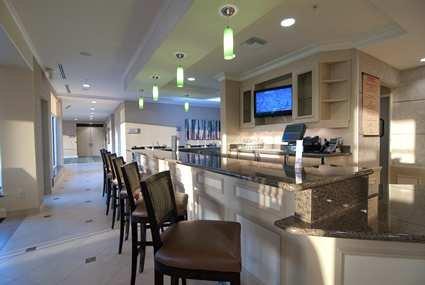 фото отеля Hilton Garden Inn San Bernardino
