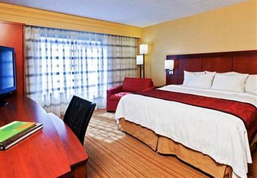 фото отеля Courtyard by Marriott Albany Thruway