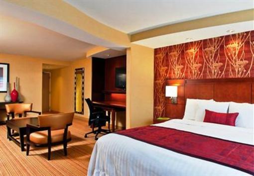 фото отеля Courtyard by Marriott Albany Thruway