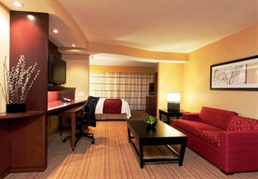 фото отеля Courtyard by Marriott Albany Thruway