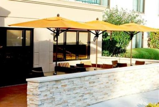 фото отеля Courtyard by Marriott Albany Thruway