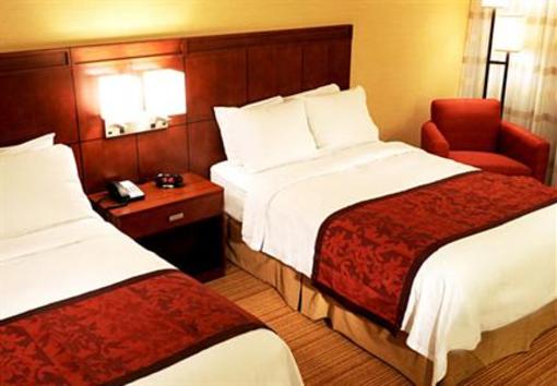 фото отеля Courtyard by Marriott Albany Thruway