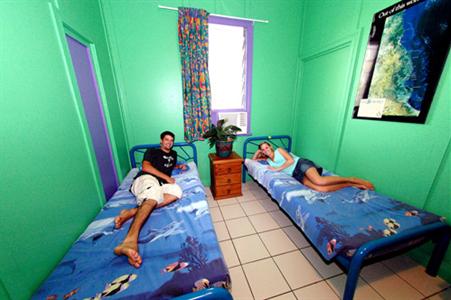 фото отеля Calypso Inn Backpackers Resort