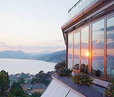 фото отеля Vis a Vis Hotel