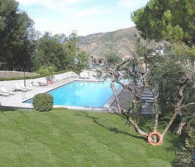 фото отеля Vis a Vis Hotel
