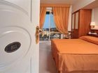 фото отеля Vis a Vis Hotel