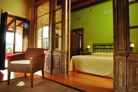 фото отеля Cal Batlle Hotel Sant Celoni