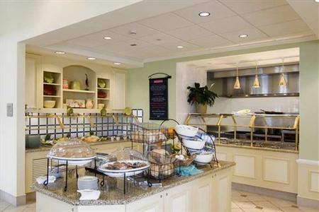фото отеля Hilton Garden Inn Wilmington Mayfaire Town Center