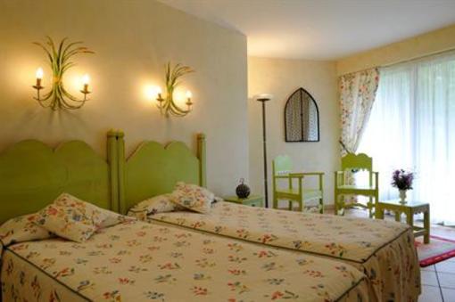 фото отеля Hotel La Sapiniere Brioude