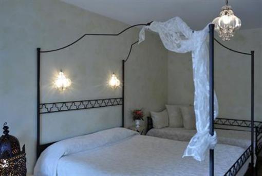 фото отеля Hotel La Sapiniere Brioude