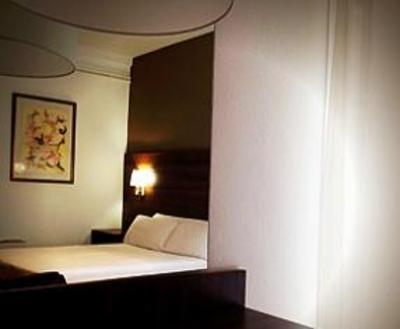 фото отеля Hotel Carbonell