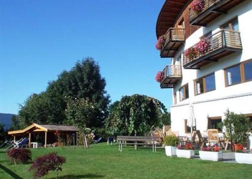 фото отеля Hotel Dolomitenblick
